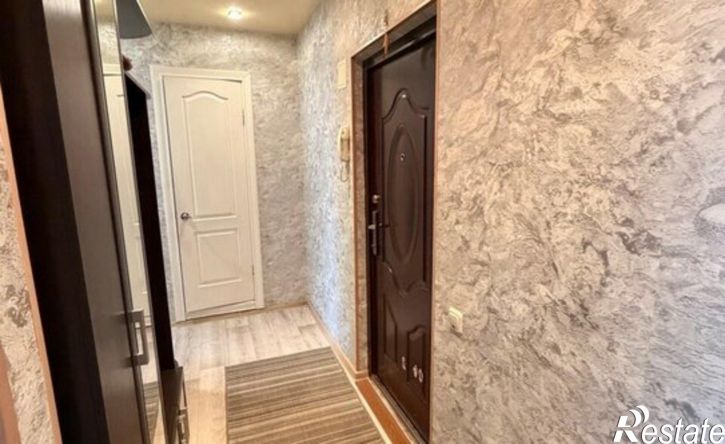 2-комн квартира Красный б-р, 32,  д. 32