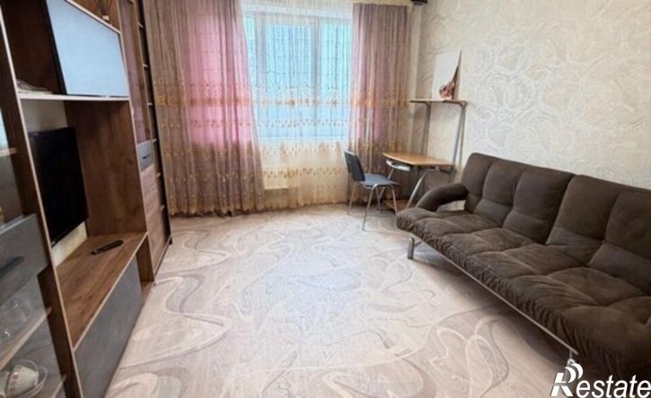 2-комн квартира Красный б-р, 32,  д. 32