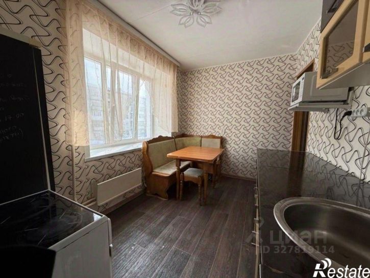 2-комн квартира ул 20-летия Победы, 186,  д. 186