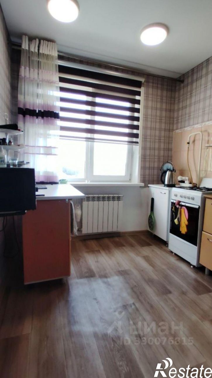 2-комн квартира улица Парижской Коммуны, 36,  д. 36