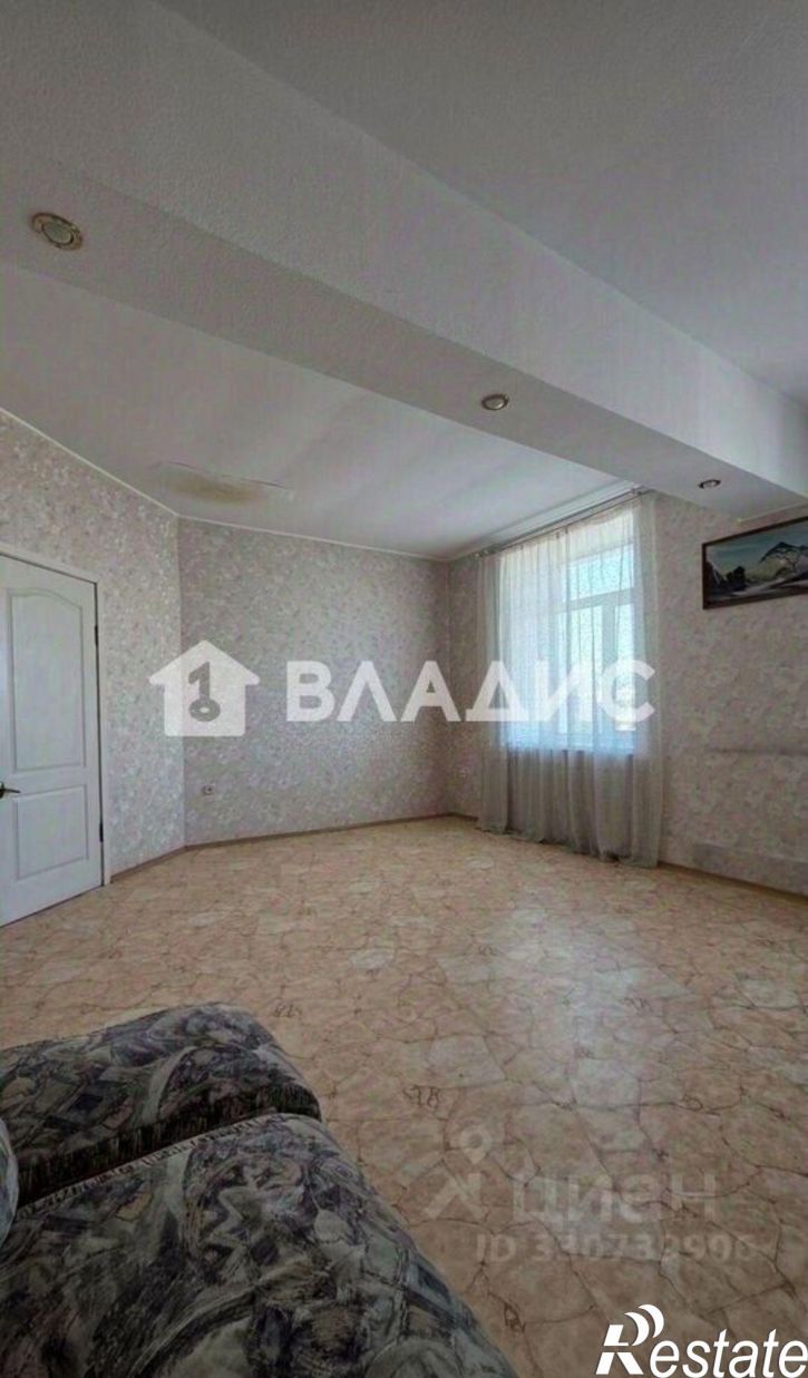 3-комн квартира ул 20-летия Победы, 169,  д. 169