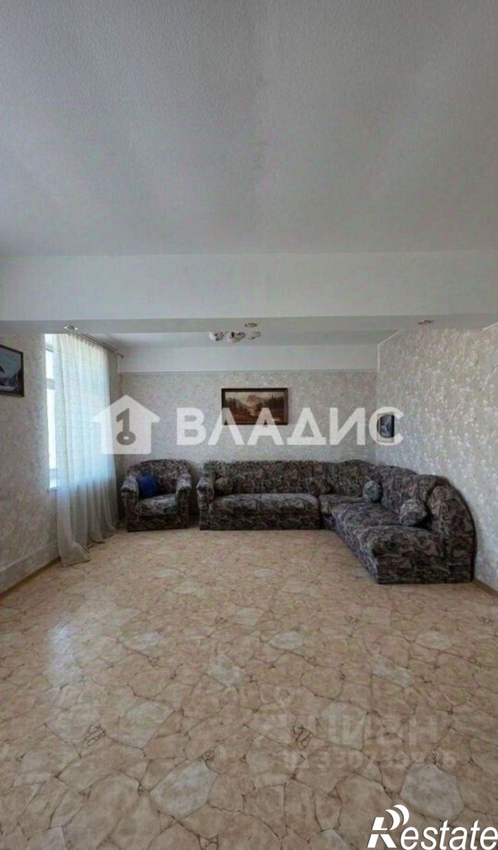 3-комн квартира ул 20-летия Победы, 169,  д. 169