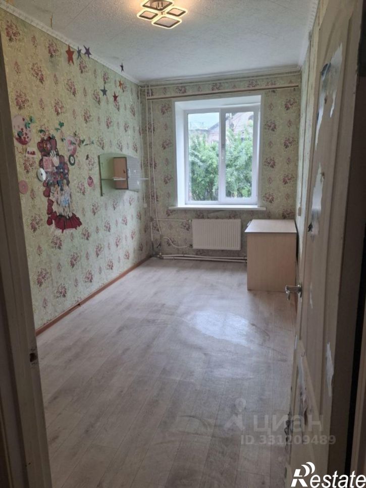 2-комн квартира улица Коминтерна, 3,  д. 3