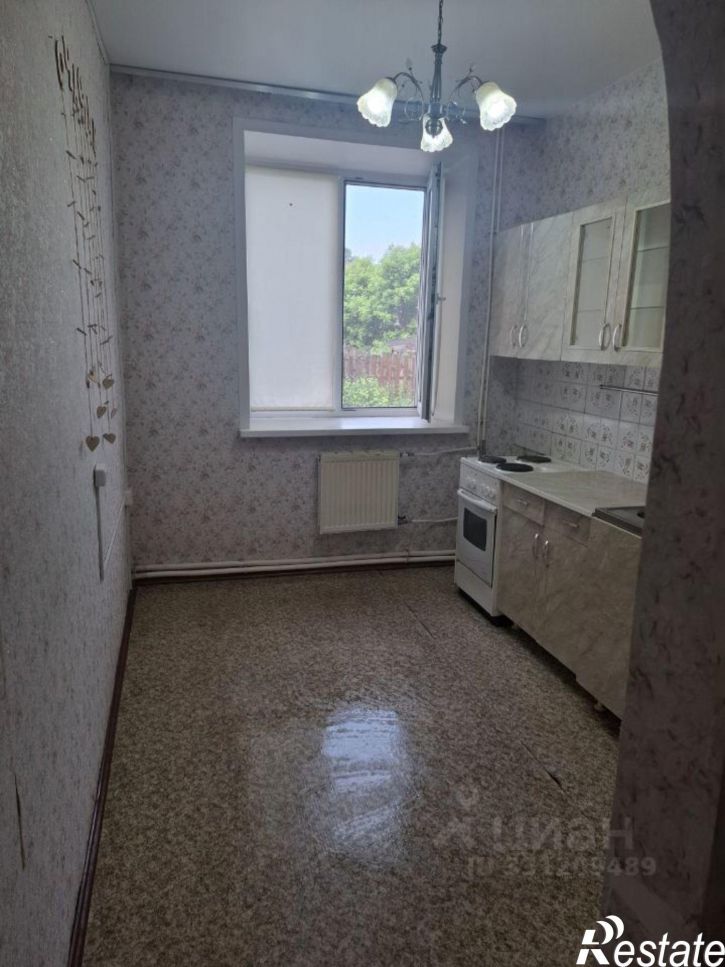 2-комн квартира улица Коминтерна, 3,  д. 3