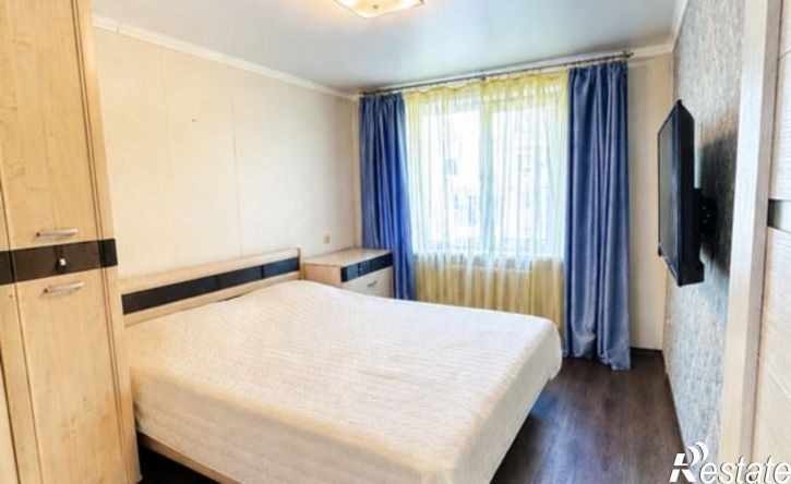 3-комн квартира улица Парижской Коммуны, 20,  д. 20
