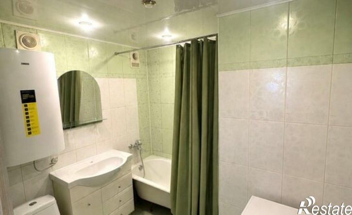 3-комн квартира улица Парижской Коммуны, 20,  д. 20