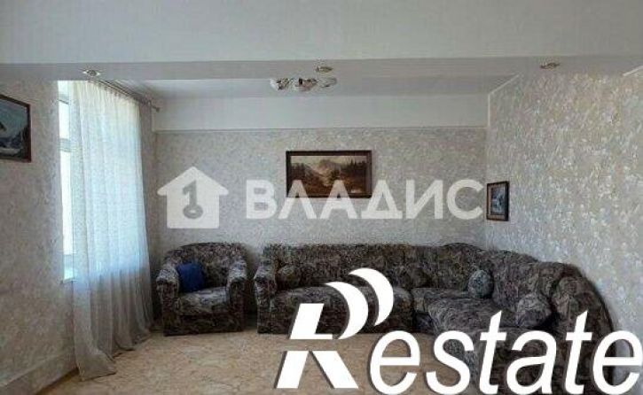 3-комн квартира улица 20-летия Победы, 169,  д. 169