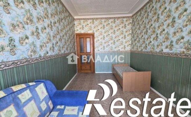 3-комн квартира улица 20-летия Победы, 169,  д. 169