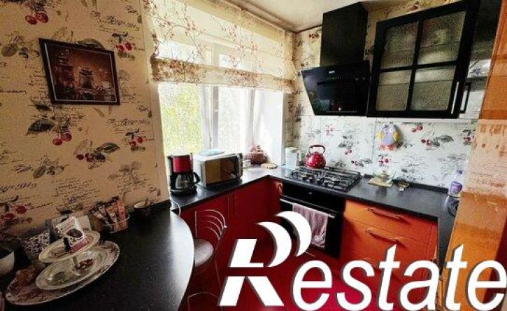 4-комн квартира Молодёжная улица, 9В,  д. 9В